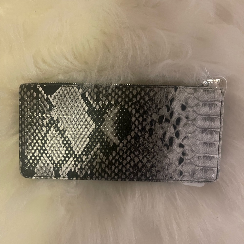 Croc Wallet